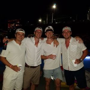 Meet your Posher, Gage